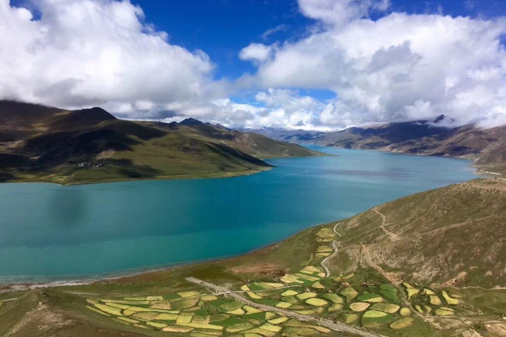 Discover the Best Tibetan Lakes: Top 5 Alpine Gems