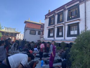 Jokhang Temple Tibet: The Complete Traveler's Guide to Tibet's Spiritual Heart