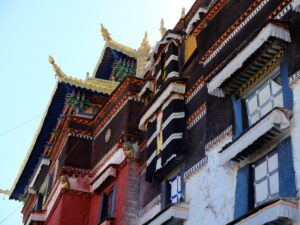 Tashilhunpo Monastery: A Journey into the 'Heap of Glory'