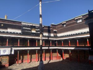 Tashilhunpo Monastery: A Journey into the 'Heap of Glory'