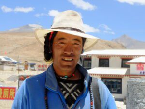 Discover Lhasa: Tibet's Sacred Capital and Spiritual Heart