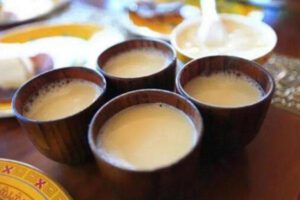 What to Eat in Tibet: A Culinary Journey Across Tibetan Food