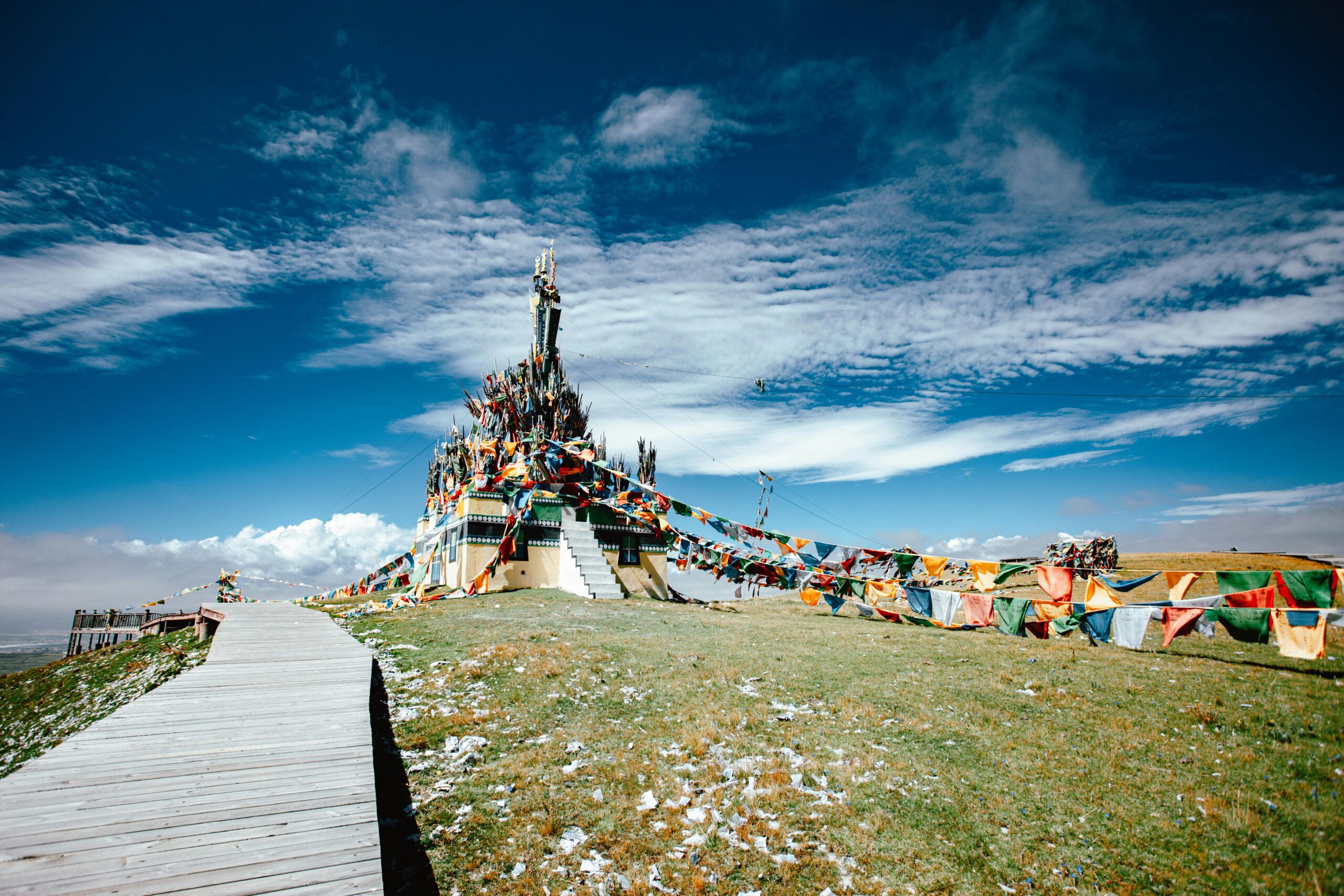 Mani Stone Cairns in Tibet: Meaning, Traditions and How to Respect Them on Your Tour Experience Tibet Mani Stone Cairns in Tibet: Meaning, Traditions and How to Respect Them on Your Tour