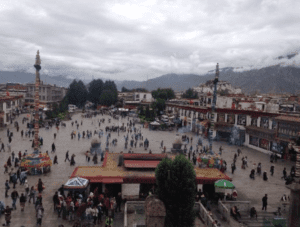 What to See in Lhasa: Local Markets, Barkhor Street Shopping, Sweet Tea Houses & Where to Eat (Plus Top Sights)