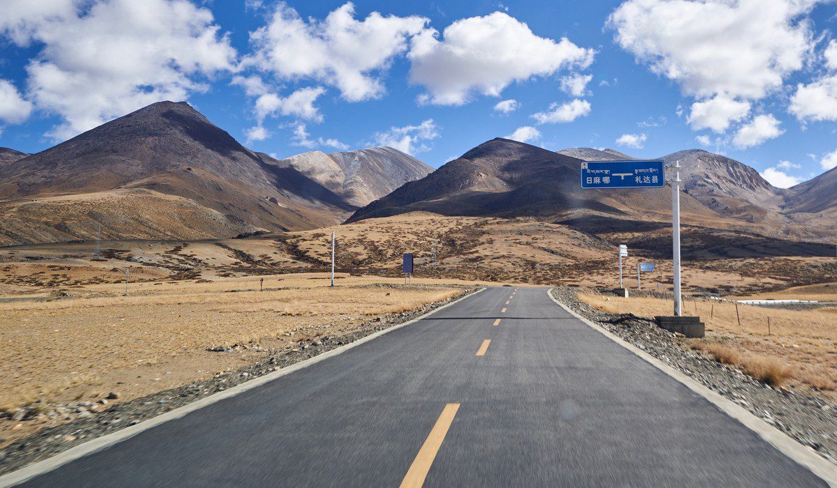 Is It Safe to Travel to Tibet in 2026? (Real Risks + How to Travel Safely) Experience Tibet Is It Safe to Travel to Tibet in 2026? (Real Risks + How to Travel Safely)