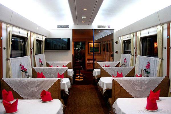 Experience Tibet Qinghai Tibet Railway train 4