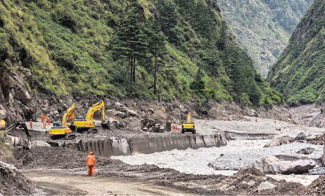 Gyirong Port floods Nepal to Tibet Border Crossing Gyirong: Step-by-Step Guide 2026 (Updated September 2, 2026)