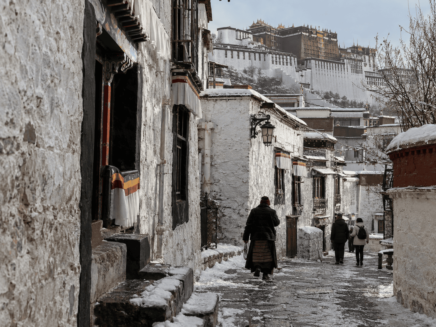 Potala Palace Snow City 2026: New Shol Route, Tickets and What to See Experience Tibet Potala Palace Snow City 2026: New Shol Route, Tickets and What to See