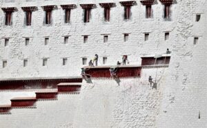 Potala Palace Tours & The Sweet Secret of Its Annual Whitewash: Visit Lhasa’s Iconic Wonder