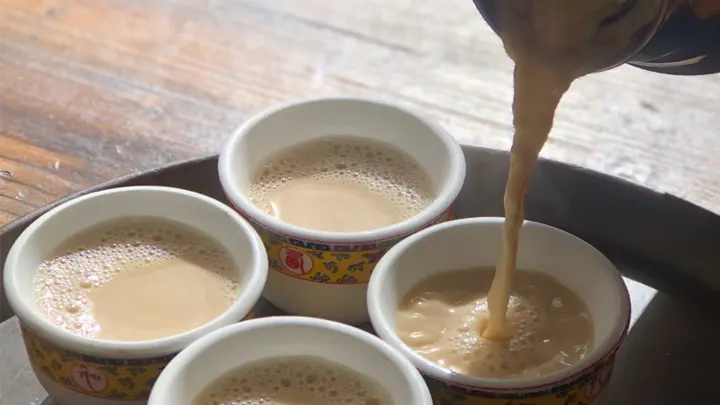 Experience Tibet sweet tea