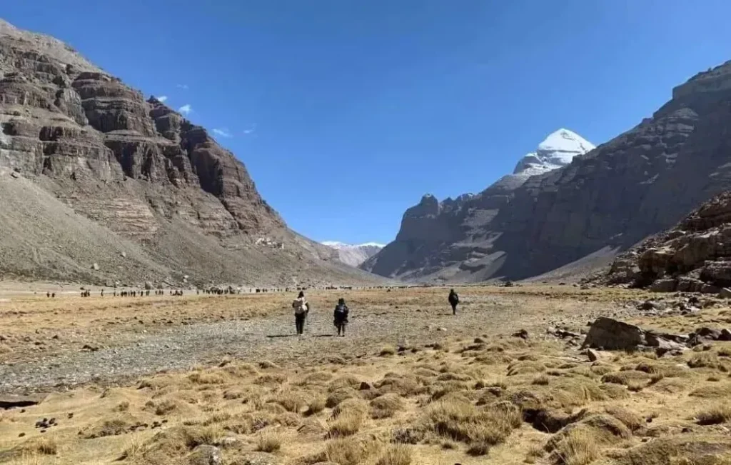 17-Day Mt Kailash & Guge Kingdom Tour from Lhasa
