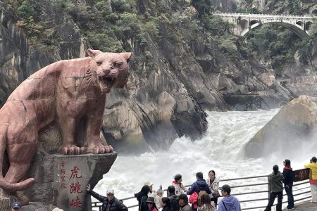 7-Day Yunnan Tour with Tiger Leaping Gorge Hike